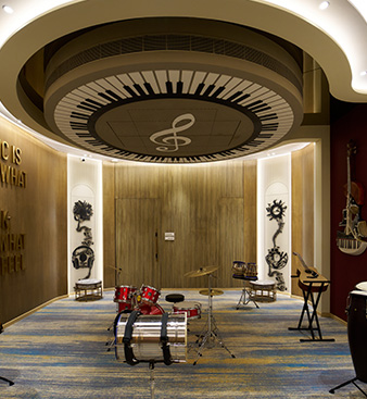 Paradise Group Sai World Legend