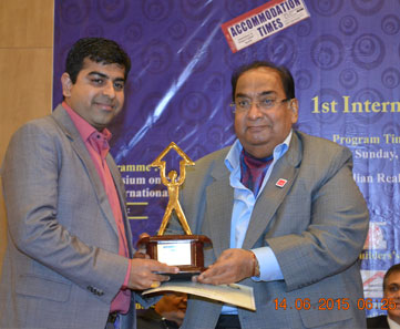 Accommodation Times Award, 2015Shri. Manish M. Bathija awarded as Man of the year Dubai